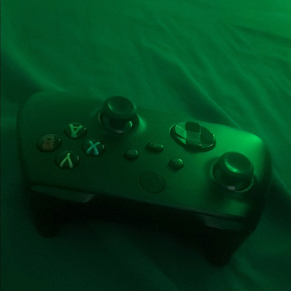 Microsoft Xbox Controller - Black and Green